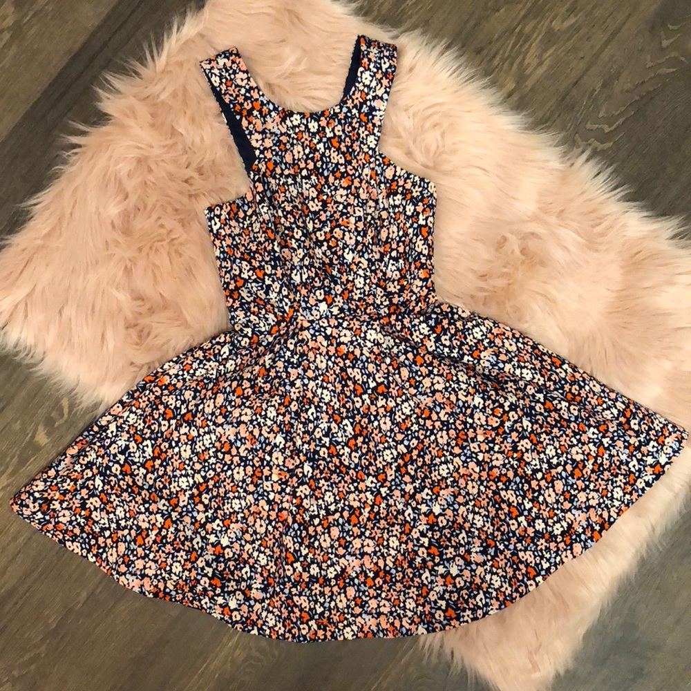 FLORAL DRESS - Picture 2 of 4